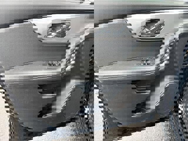 Certified 2025 Chevrolet Blazer LT image 21