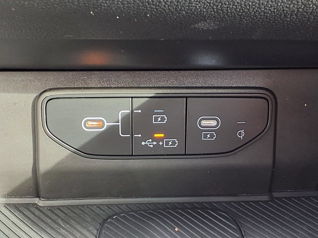 Certified 2026 Kia Sportage SX FWD image 6
