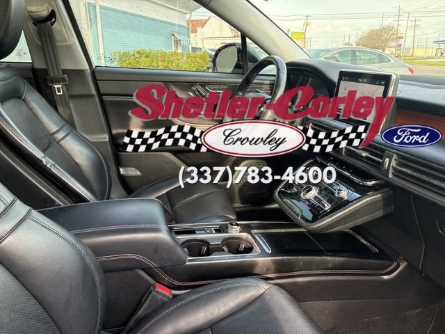 Used 2022 Lincoln Corsair Reserve w/ Equipment Group 201A image 14