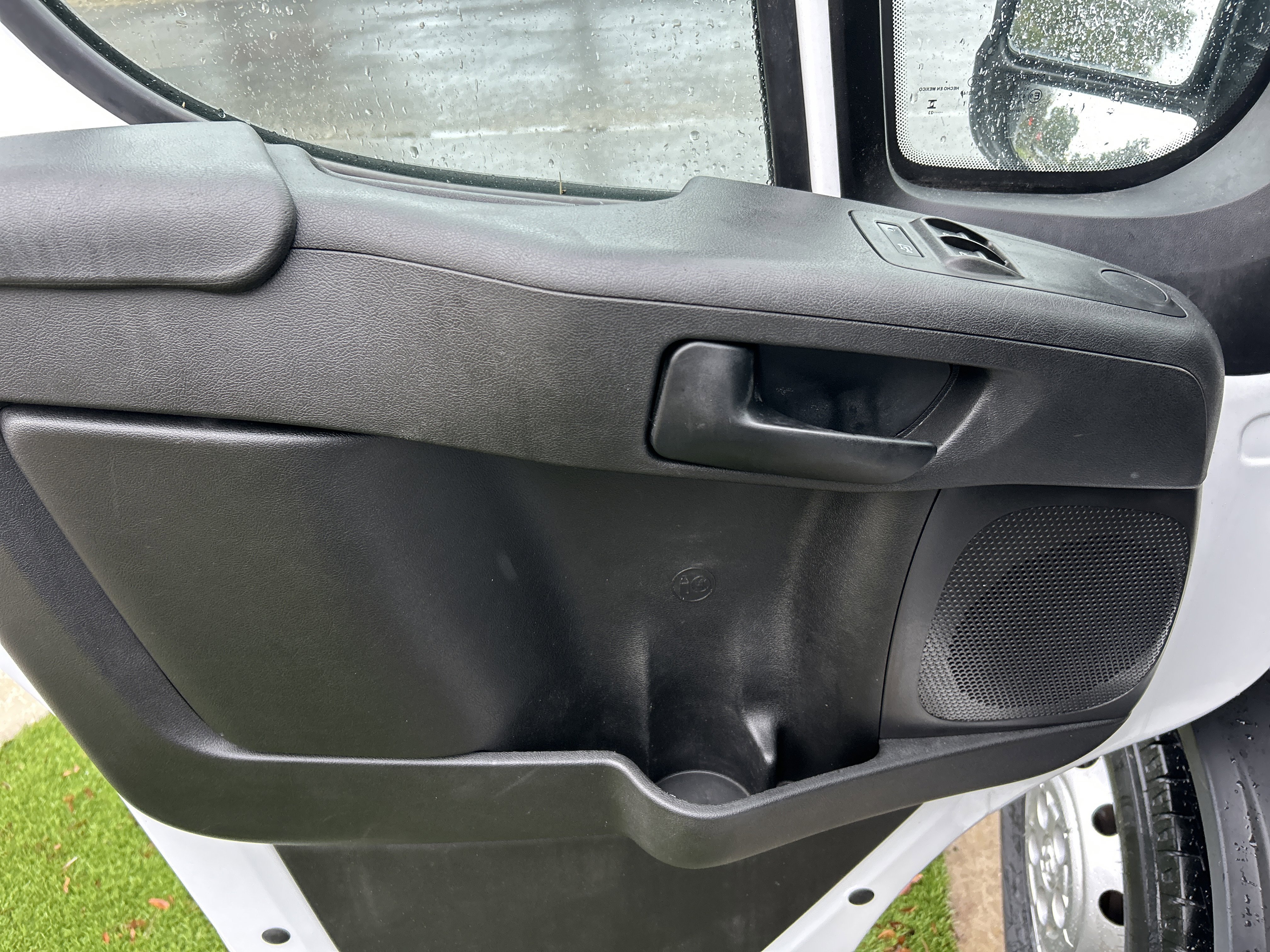 Used 2023 RAM ProMaster 2500 image 14