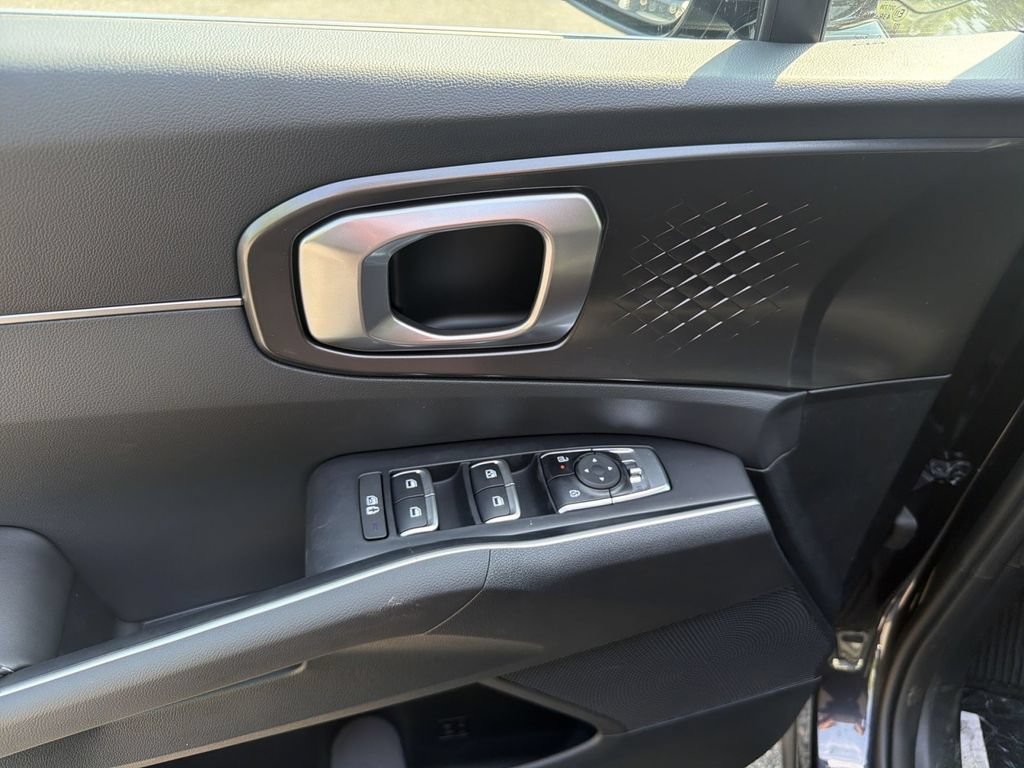 New 2026 Kia Sorento LX FWD image 34