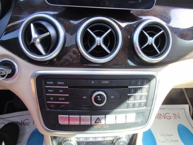Used 2019 Mercedes-Benz CLA 250 4MATIC image 23