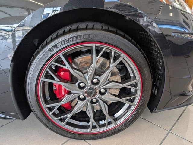 Used 2023 Chevrolet Corvette Stingray Premium Cpe w/ Z51 Performance Package RWD image 11