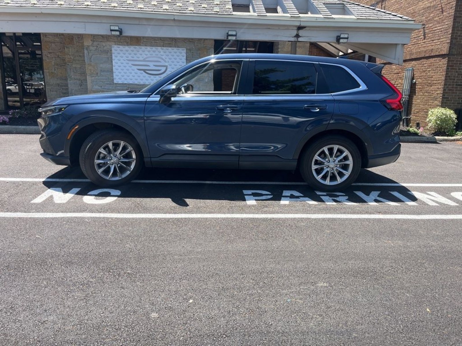 Certified 2024 Honda CR-V EX-L image 6