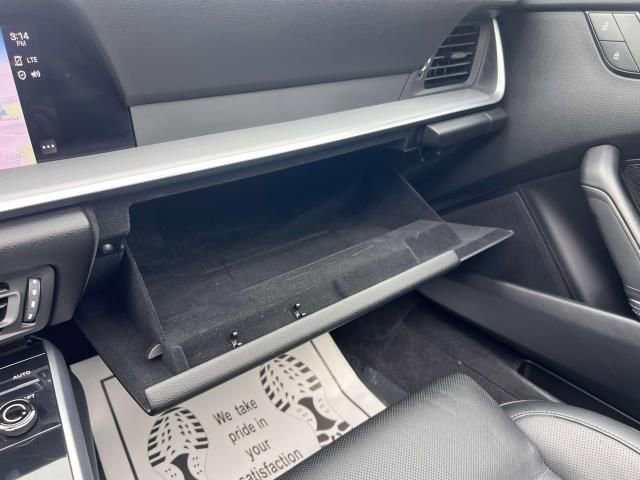 Used 2022 Porsche 911 Carrera 4 image 33