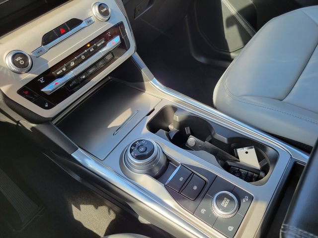 Used 2021 Ford Explorer XLT w/ Equipment Group 202A image 21