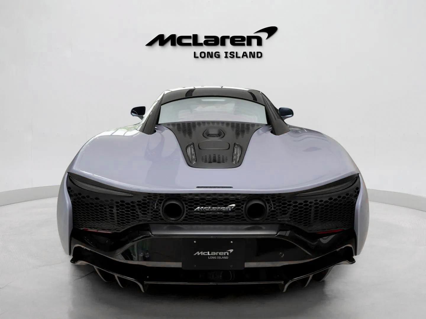 Used 2023 McLaren Artura RWD image 6