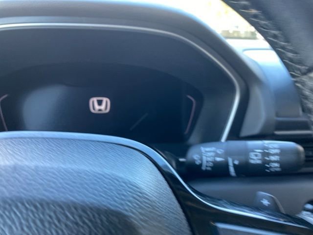 Used 2024 Honda Pilot Touring image 7