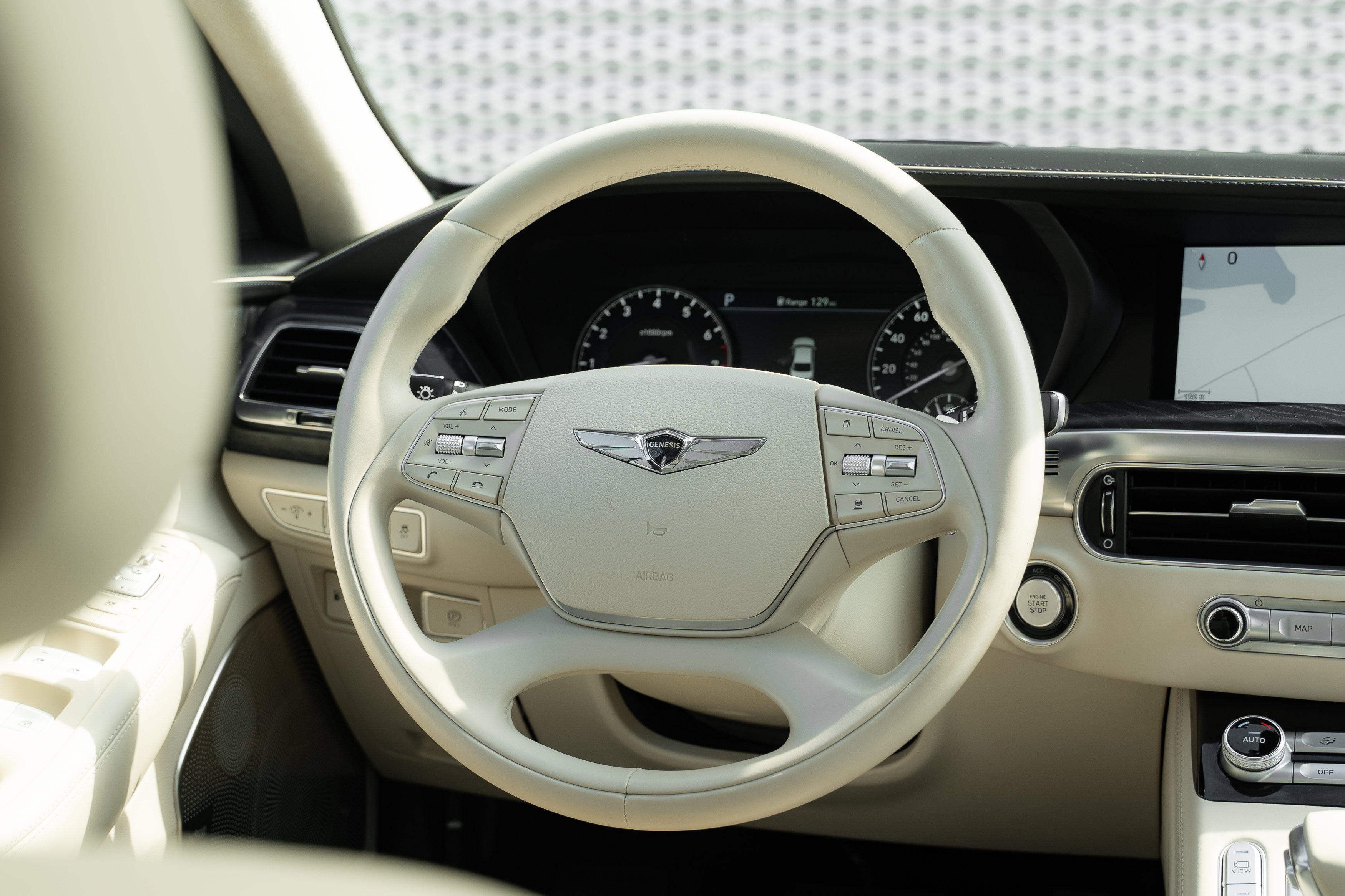 Used 2022 Genesis G90 5.0 Ultimate AWD/4WD image 9