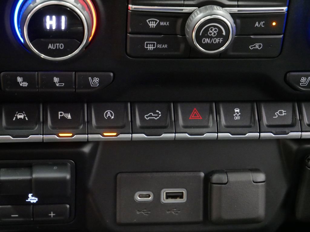 Used 2021 Chevrolet Silverado 1500 LTZ w/ Technology Package image 36