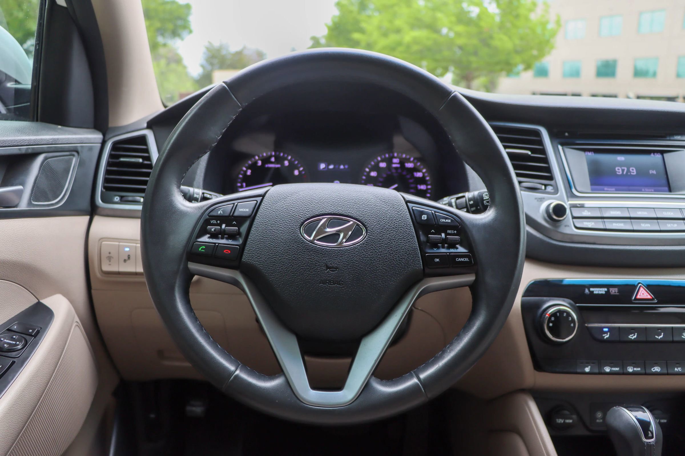 Used 2016 Hyundai Tucson Sport image 27