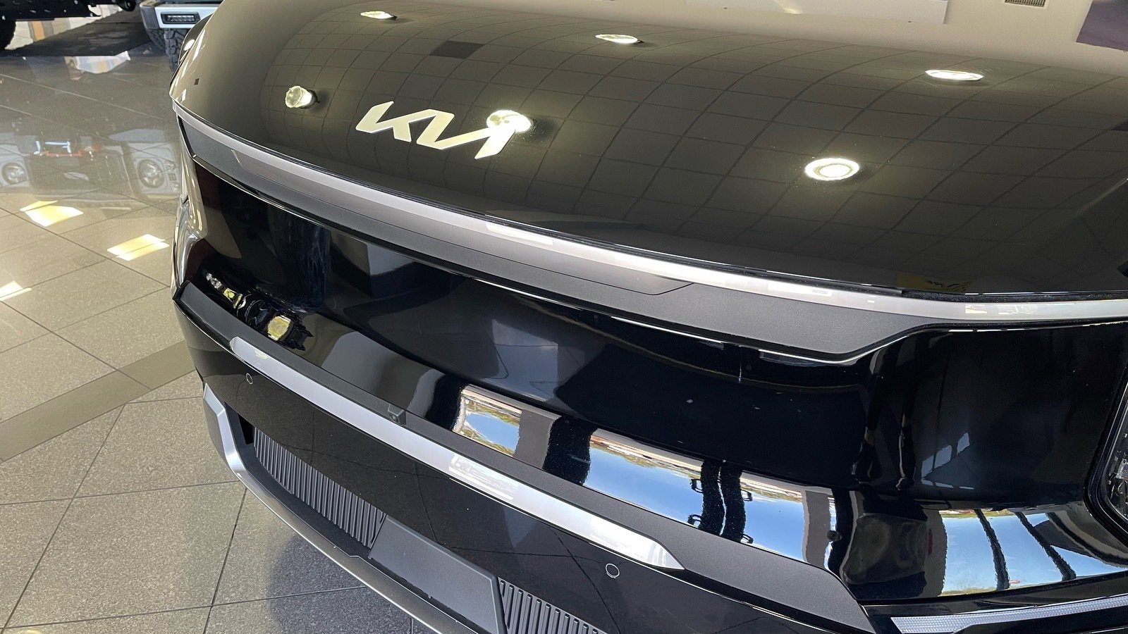 Used 2026 Kia EV9 Wind image 10