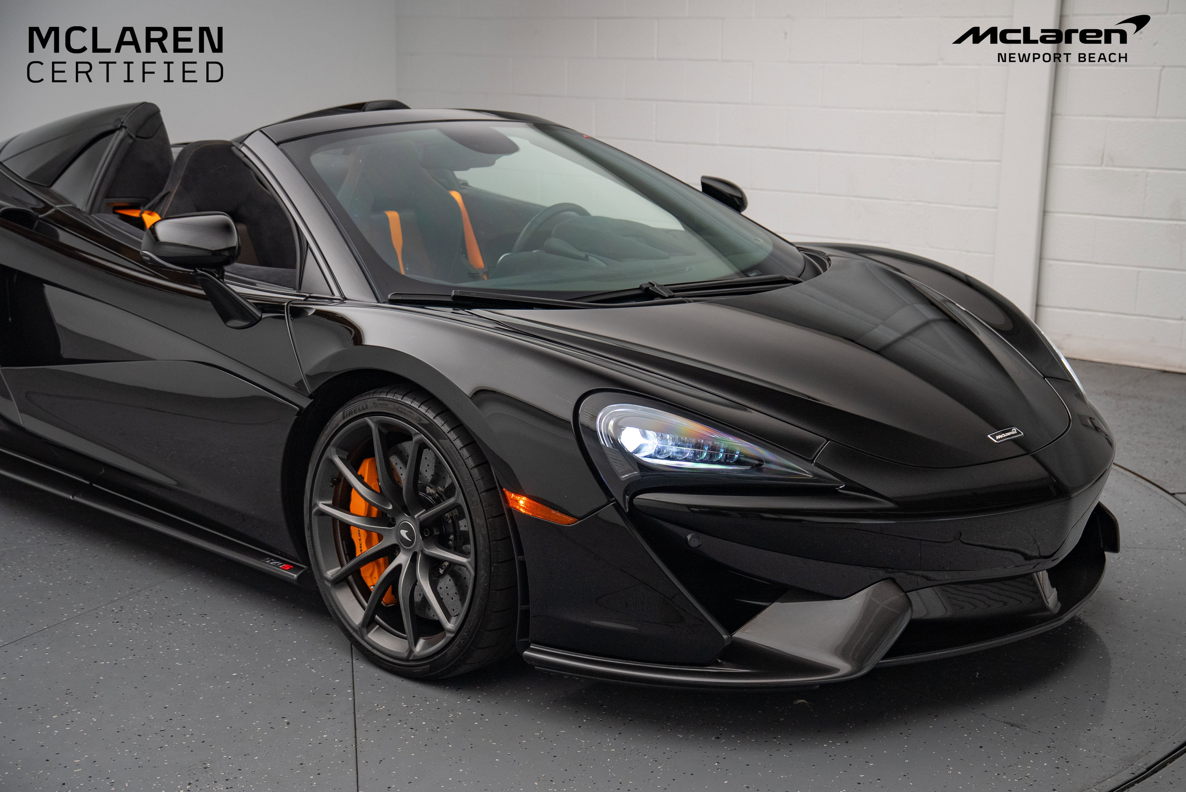 Used 2019 McLaren 570S Spider image 2