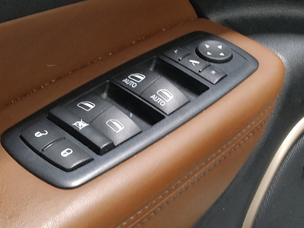 Used 2016 Jeep Grand Cherokee Summit RWD image 27