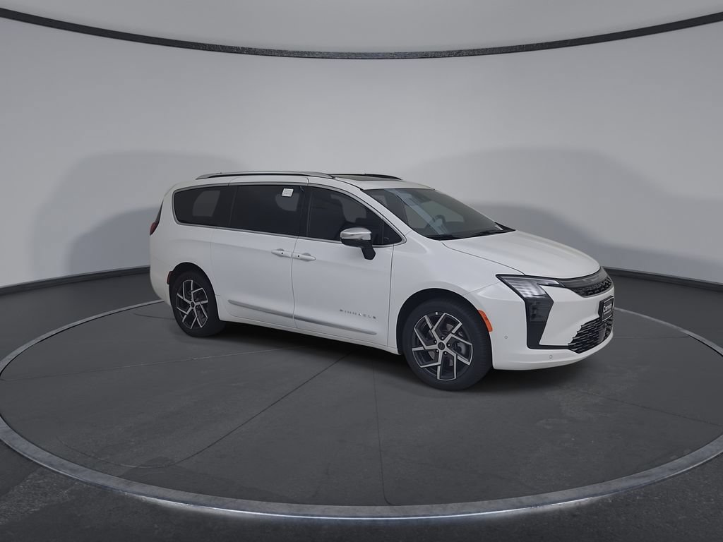 New 2027 Chrysler Pacifica Pinnacle w/ Theater Group AWD/4WD image 2