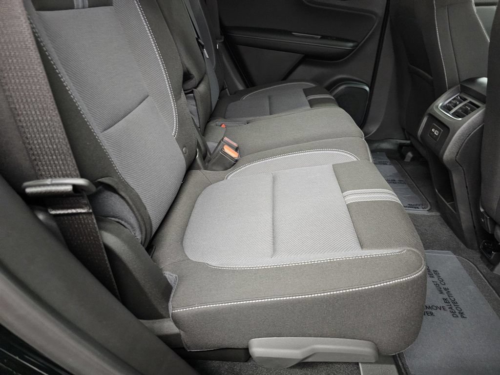 Used 2026 Chevrolet Blazer LT FWD image 24