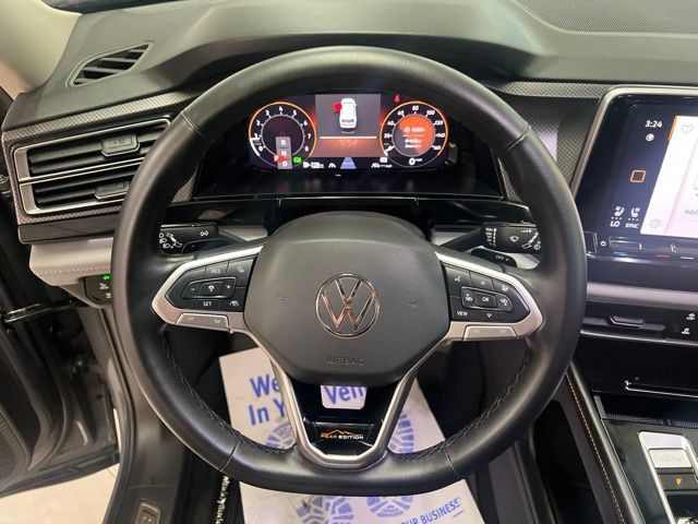 Used 2024 Volkswagen Atlas Peak Edition SE AWD/4WD image 25