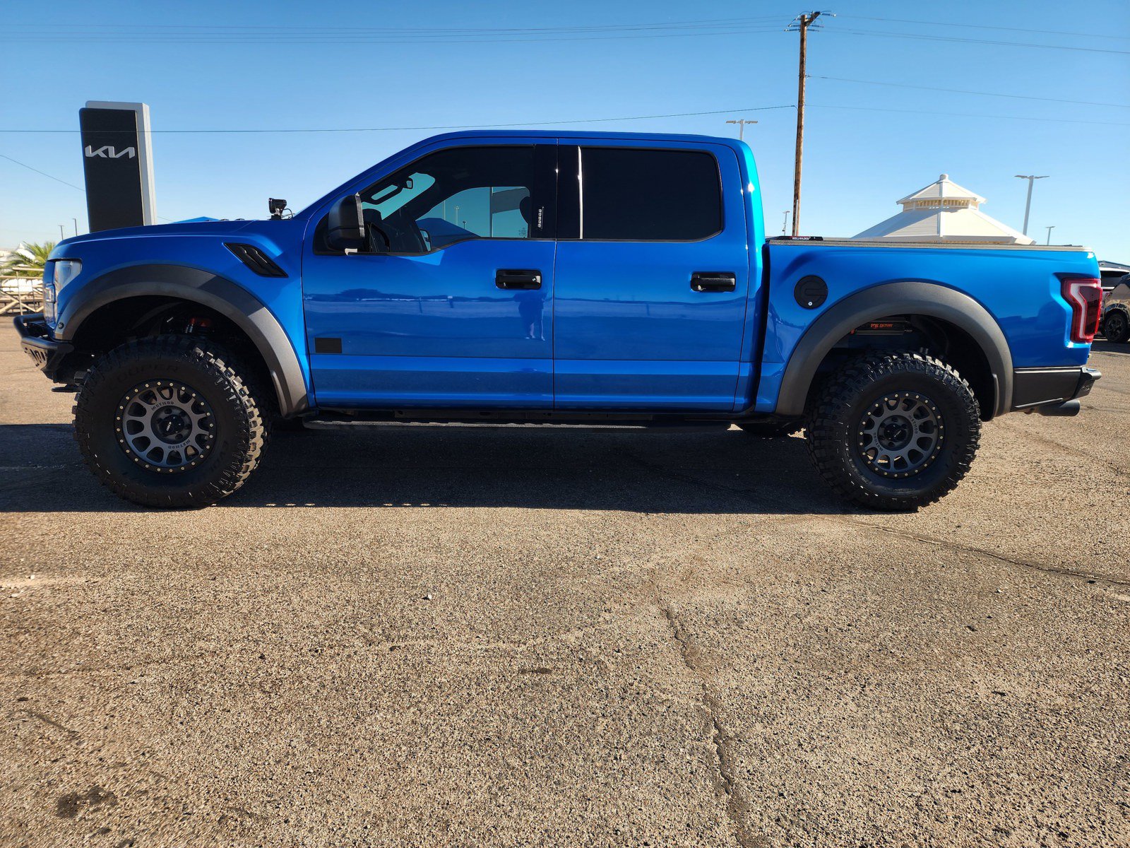 Used 2019 Ford F150 Raptor AWD/4WD image 9