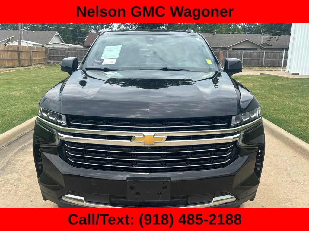 Used 2022 Chevrolet Tahoe LT w/ Luxury Package AWD/4WD image 2