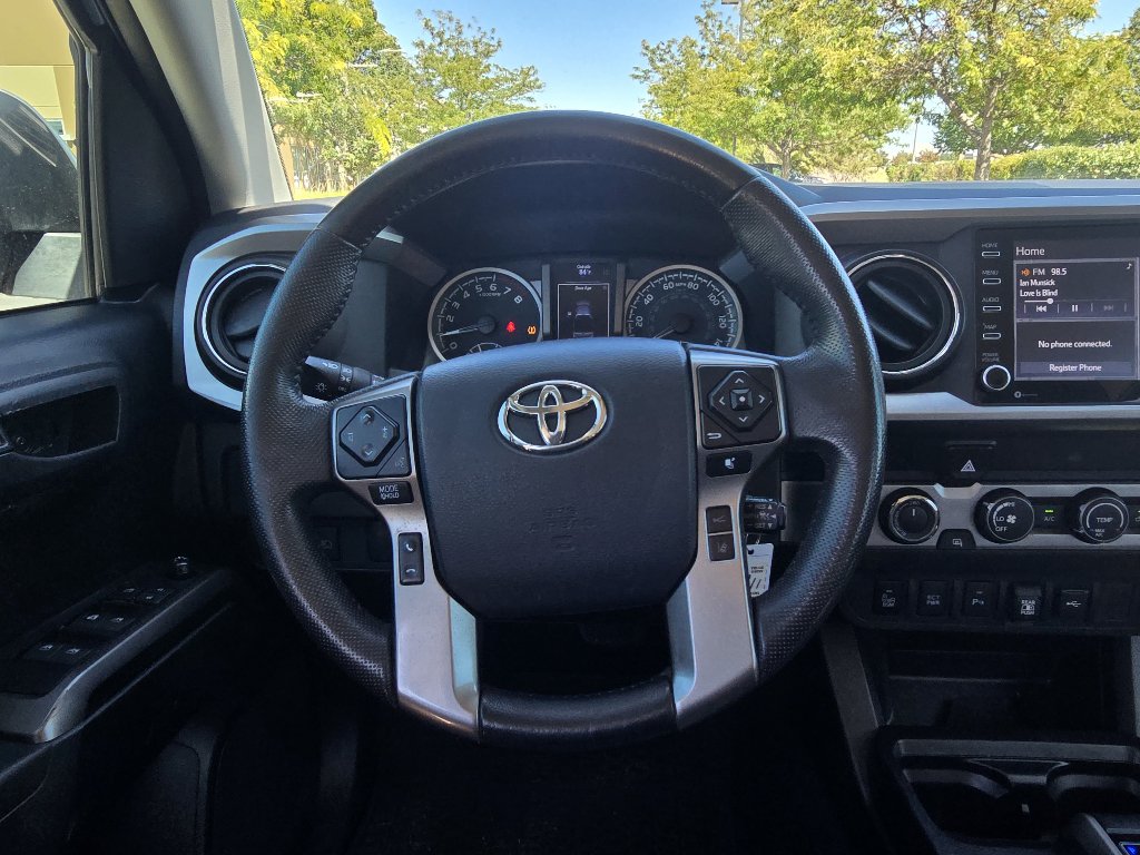 Used 2020 Toyota Tacoma SR5 AWD/4WD image 31