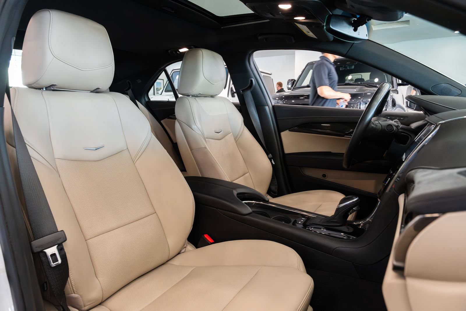 Used 2017 Cadillac ATS Luxury w/ Safety and Security Package RWD image 24