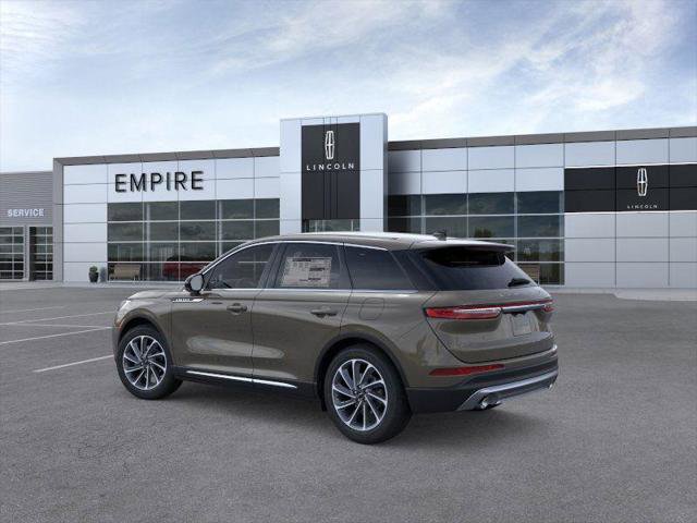 New 2025 Lincoln Corsair AWD w/ Equipment Group 101A image 4