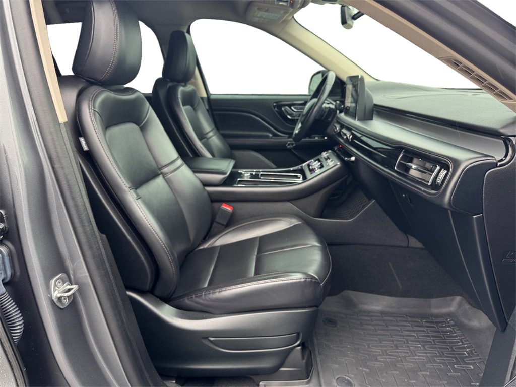 Used 2021 Lincoln Aviator 2WD w/ Elements Package image 15