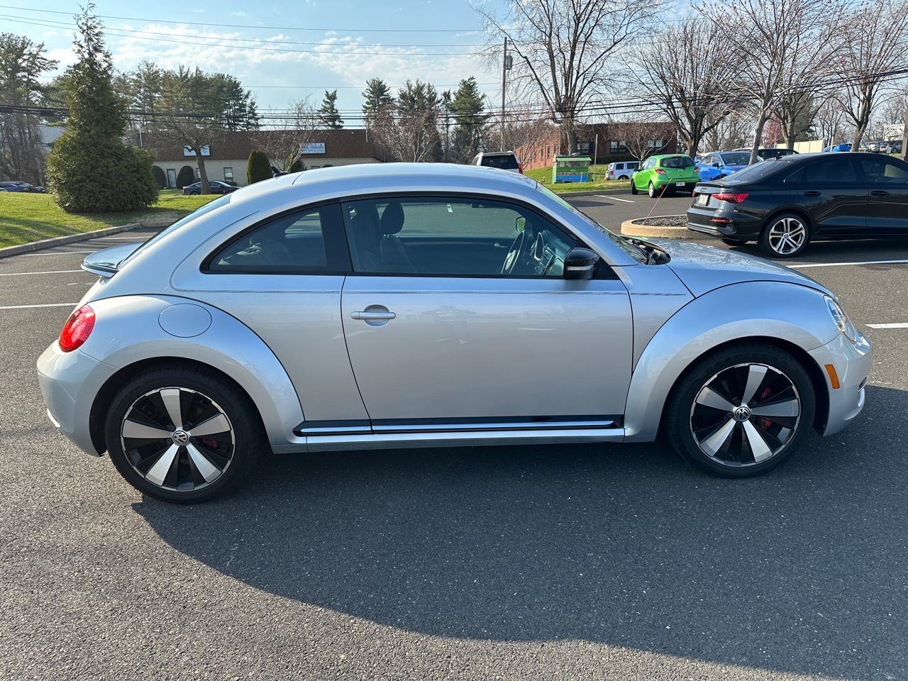 Used 2012 Volkswagen Beetle Turbo FWD image 5
