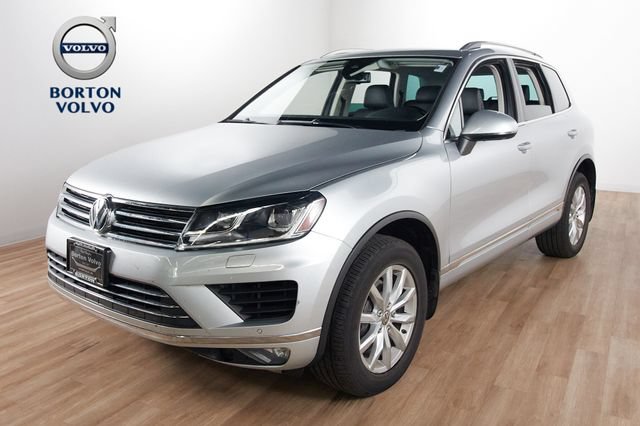 Used 2016 Volkswagen Touareg Sport