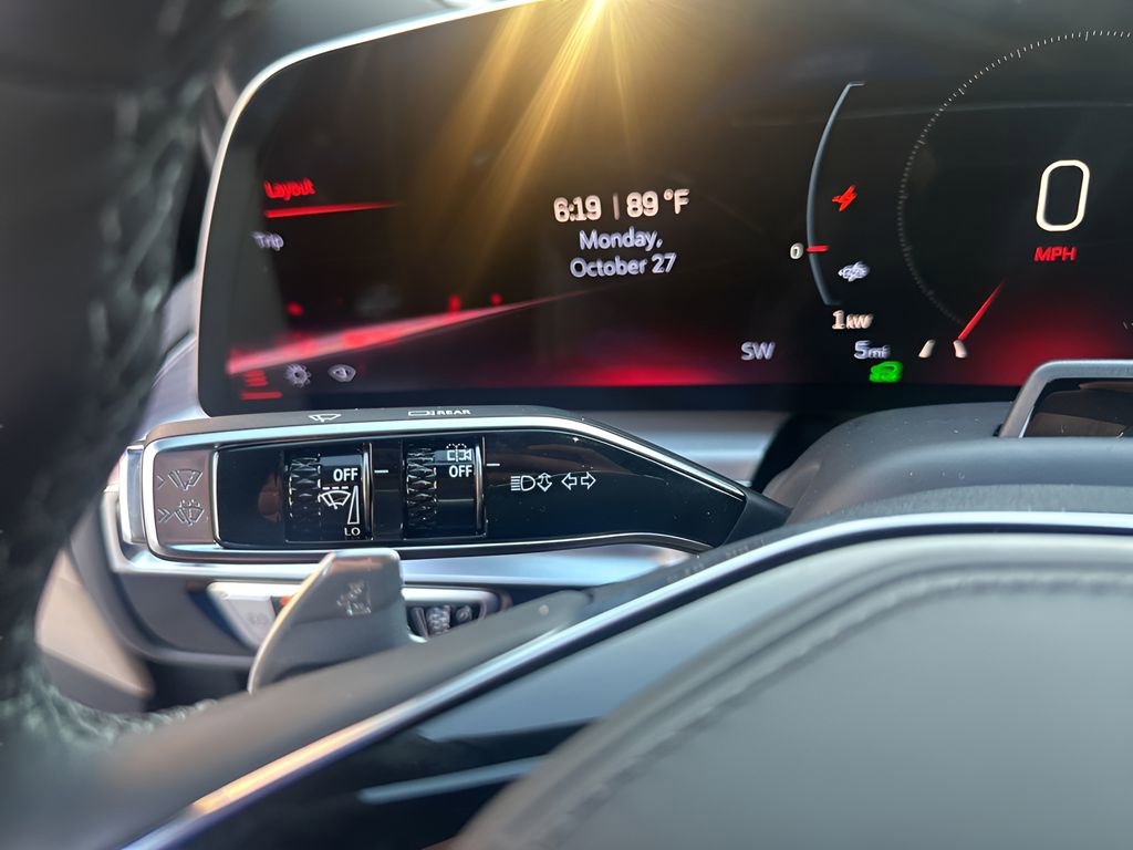 New 2026 Cadillac Lyriq V w/ Exterior Carbon Fiber Package image 32