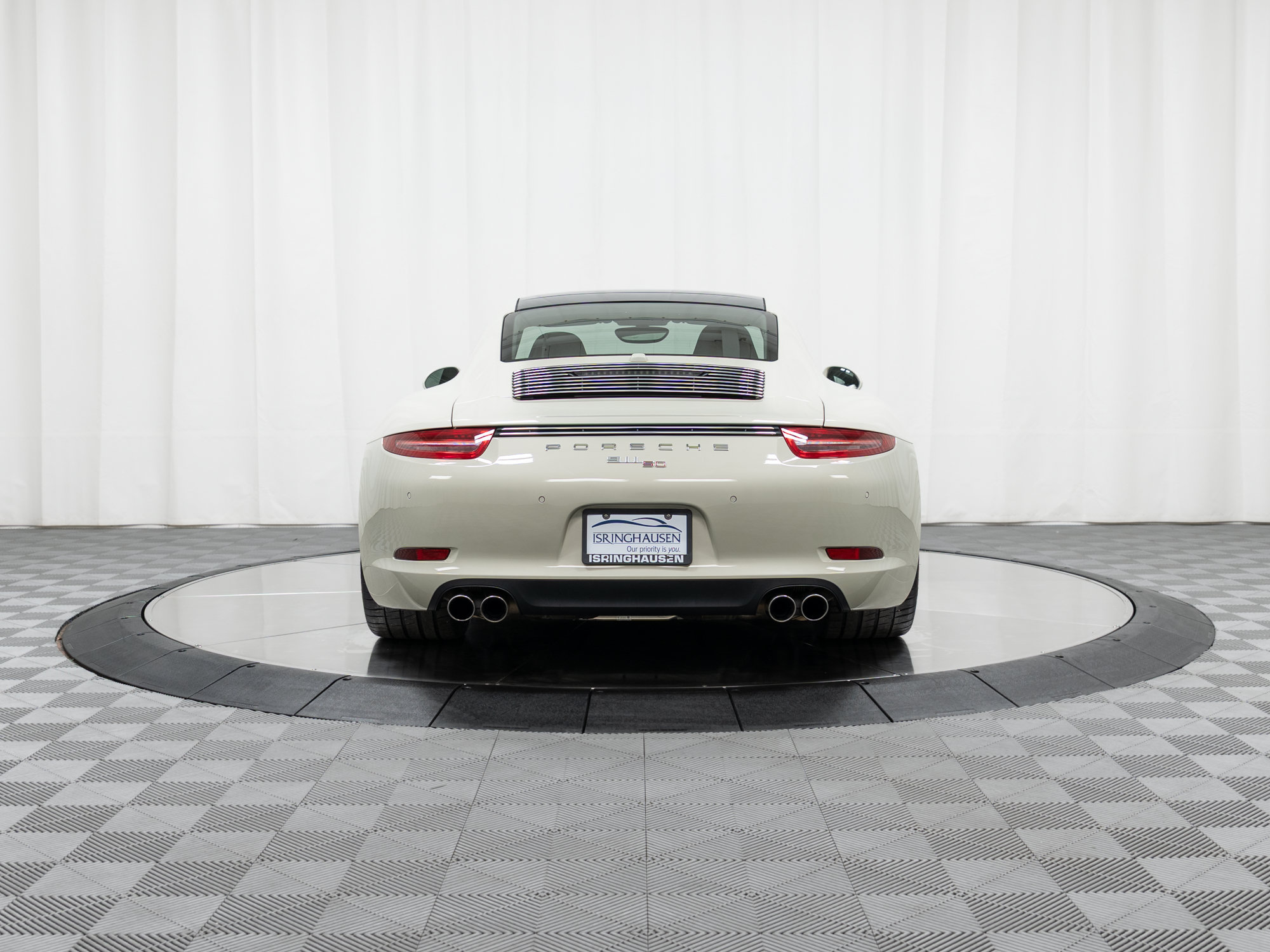Certified 2014 Porsche 911 50th Anniversary Edition RWD image 6