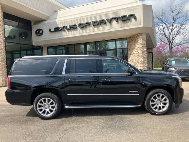 Used 2020 GMC Yukon XL Denali w/ Open Road Package image 2