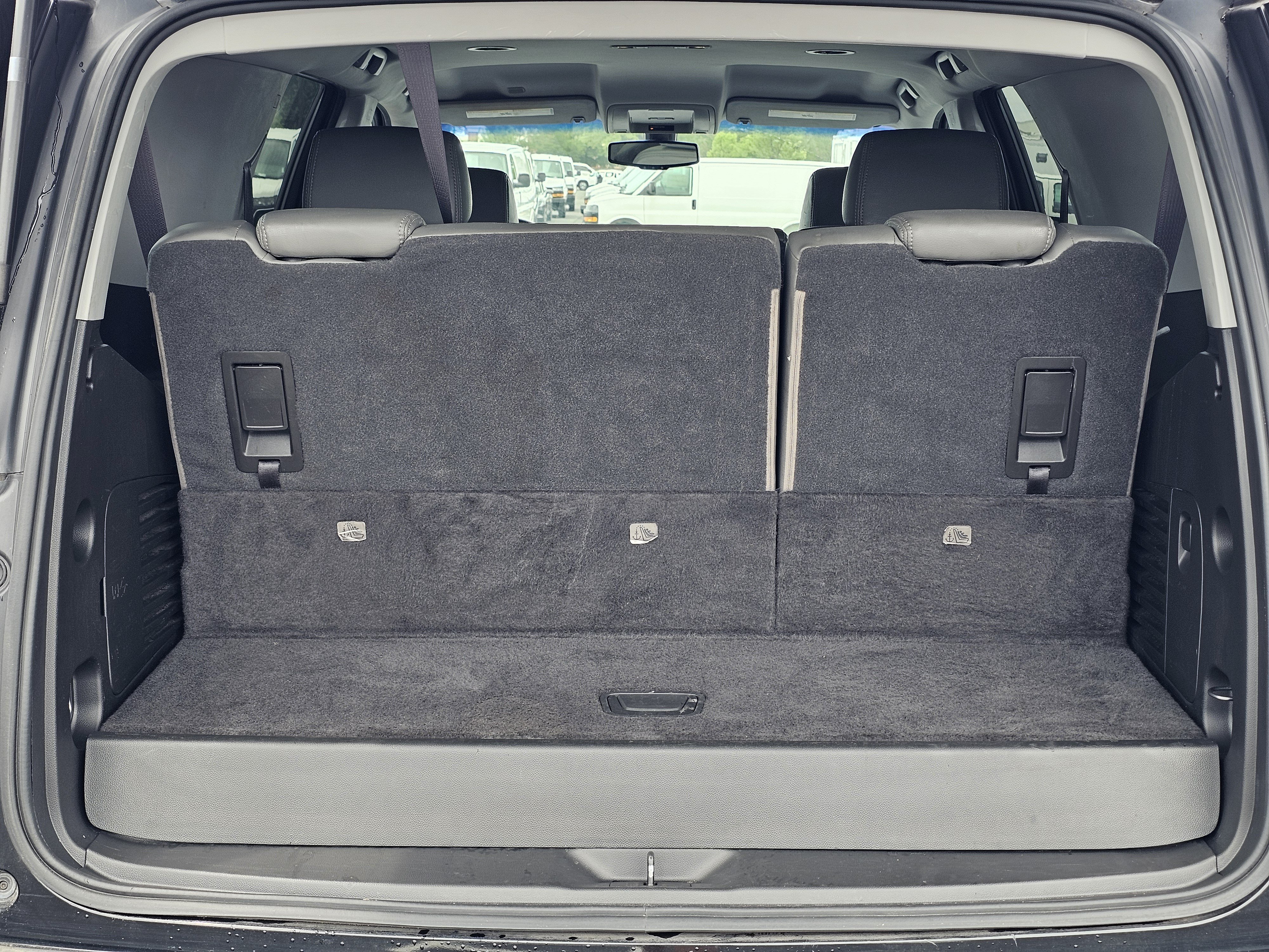 Used 2017 Chevrolet Tahoe LS RWD image 12