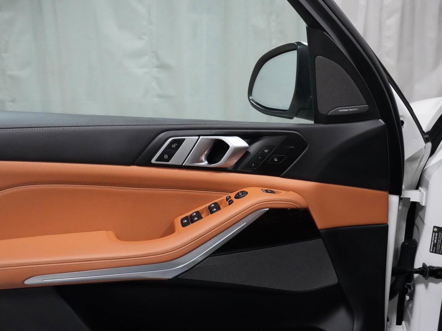 Certified 2024 BMW X5 xDrive40i w/ Premium Package image 28