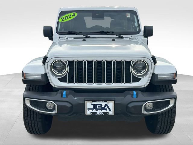 Used 2024 Jeep Wrangler Unlimited Sahara image 23