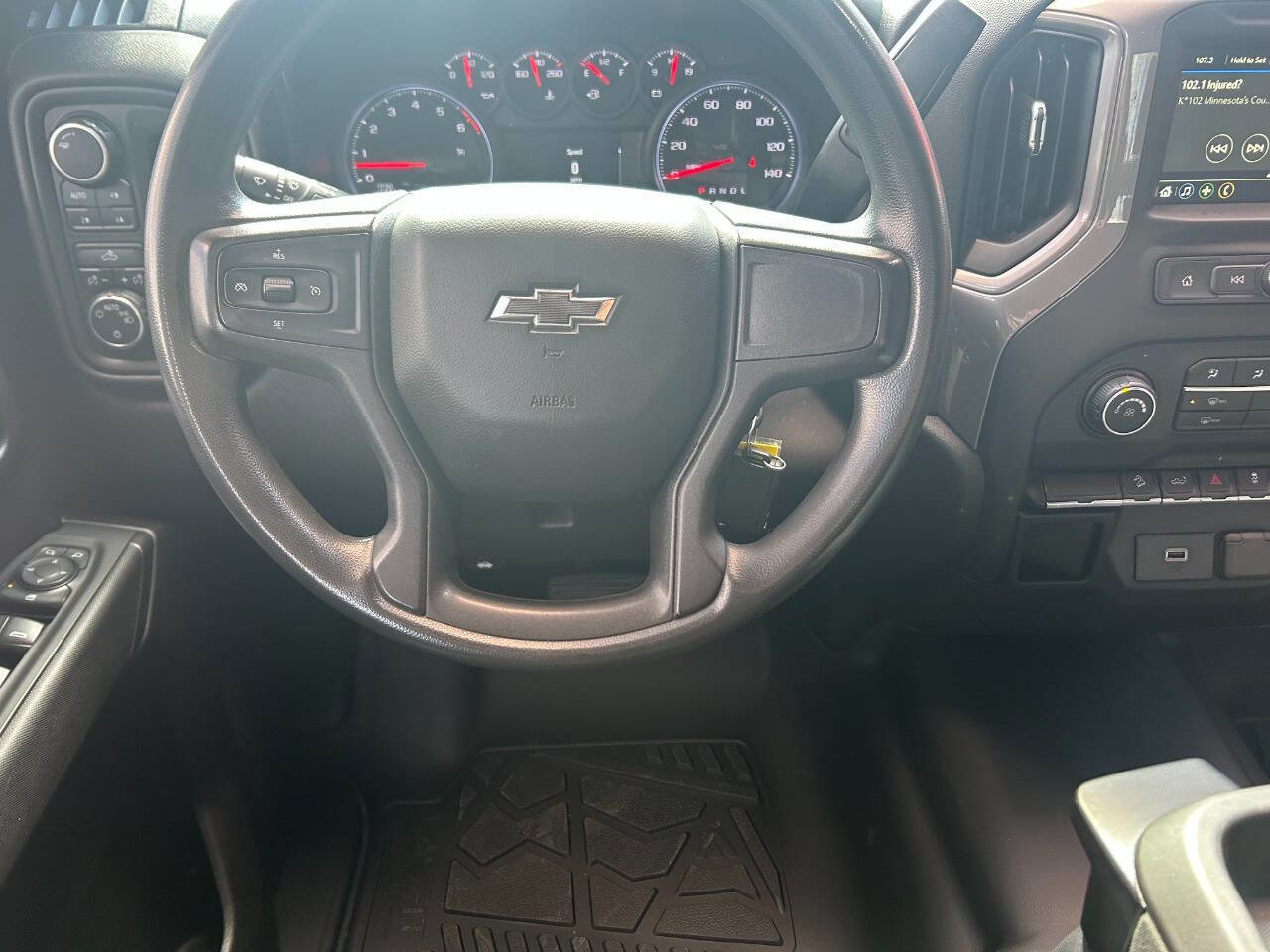 Used 2019 Chevrolet Silverado 1500 Custom Trail Boss w/ Custom Convenience Package image 5