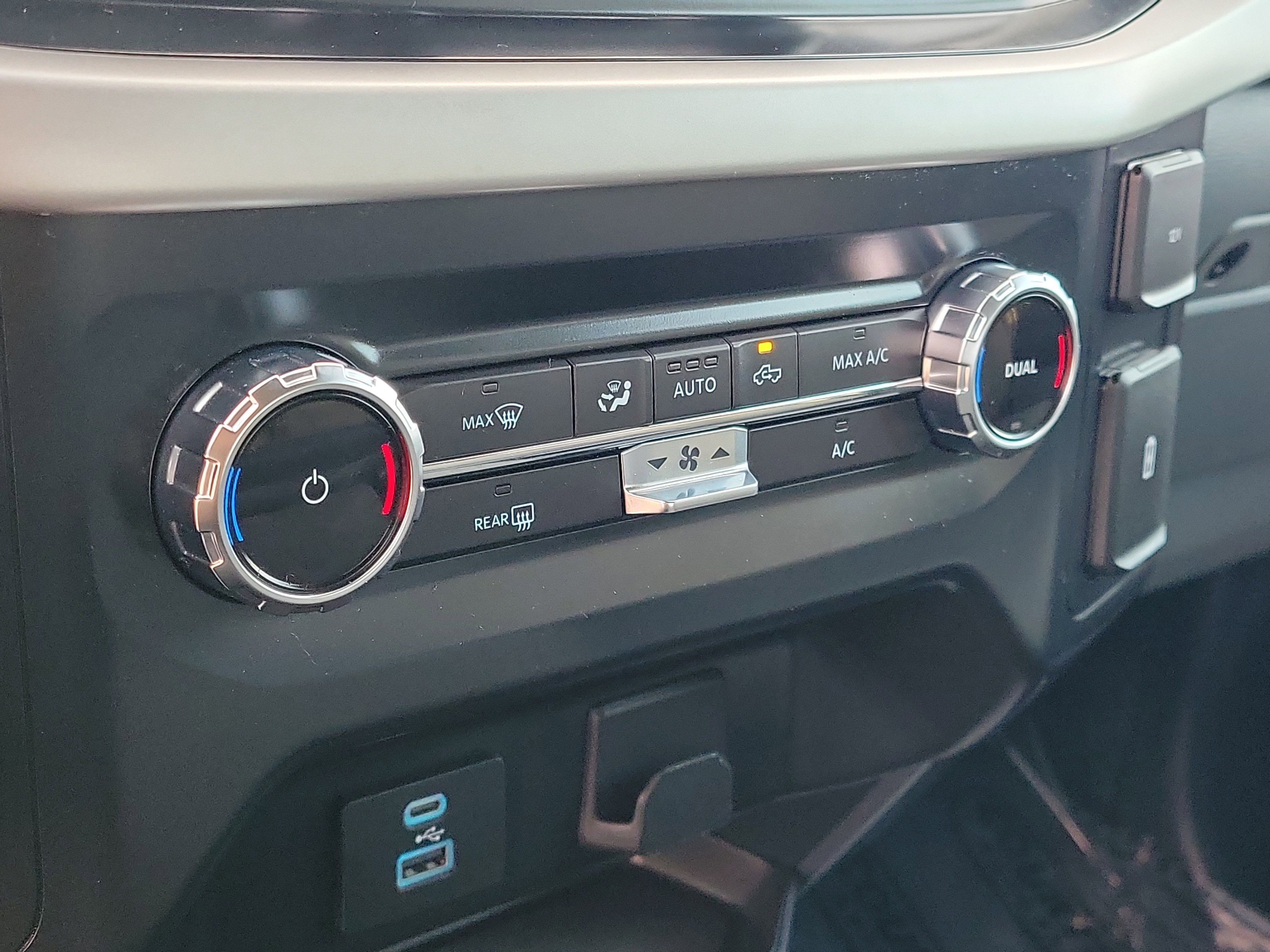 Used 2022 Ford F150 XLT w/ Equipment Group 301A Mid image 26