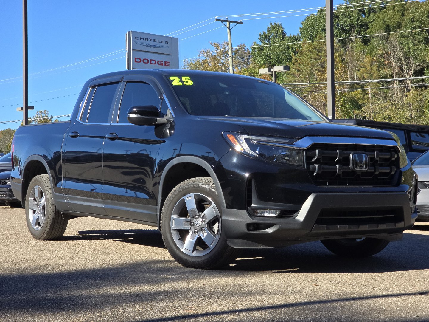 Used 2025 Honda Ridgeline RTL image 2