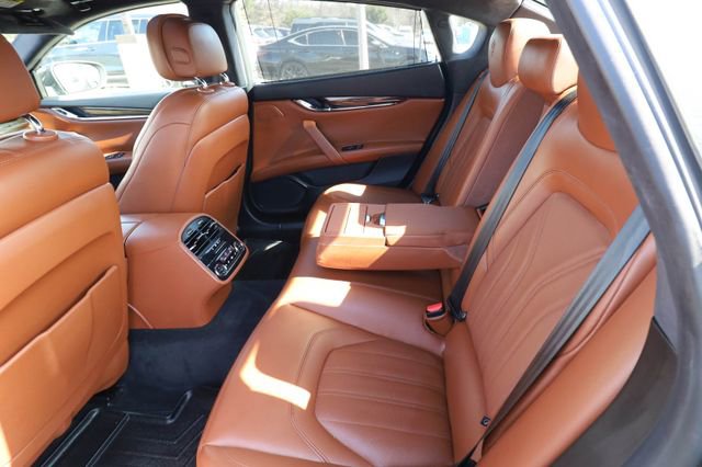 Used 2017 Maserati Quattroporte S GranLusso Q4 image 40