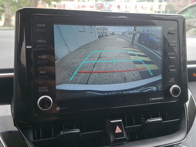 Used 2022 Toyota Corolla LE FWD image 17
