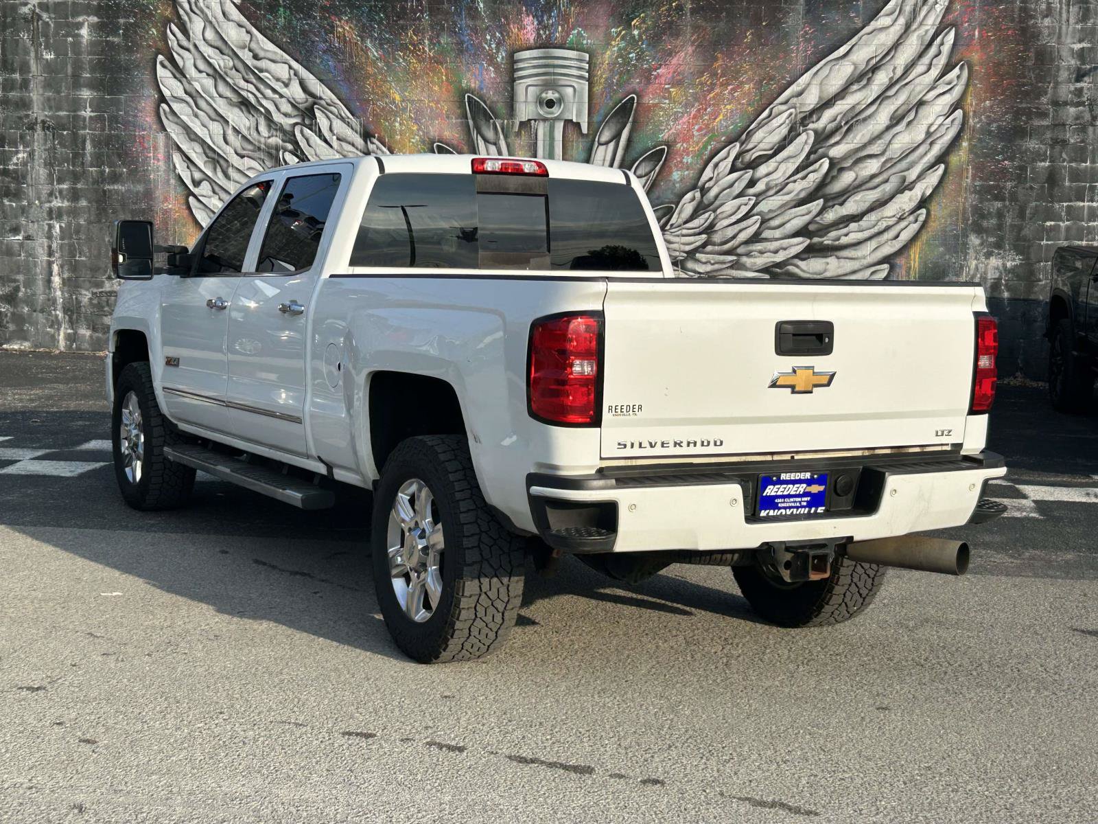 Used 2019 Chevrolet Silverado 2500 LTZ w/ Duramax Plus Package AWD/4WD image 5