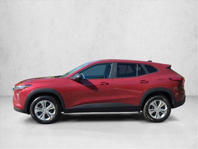 Used 2024 Chevrolet Trax LS w/ Driver Confidence Package image 8