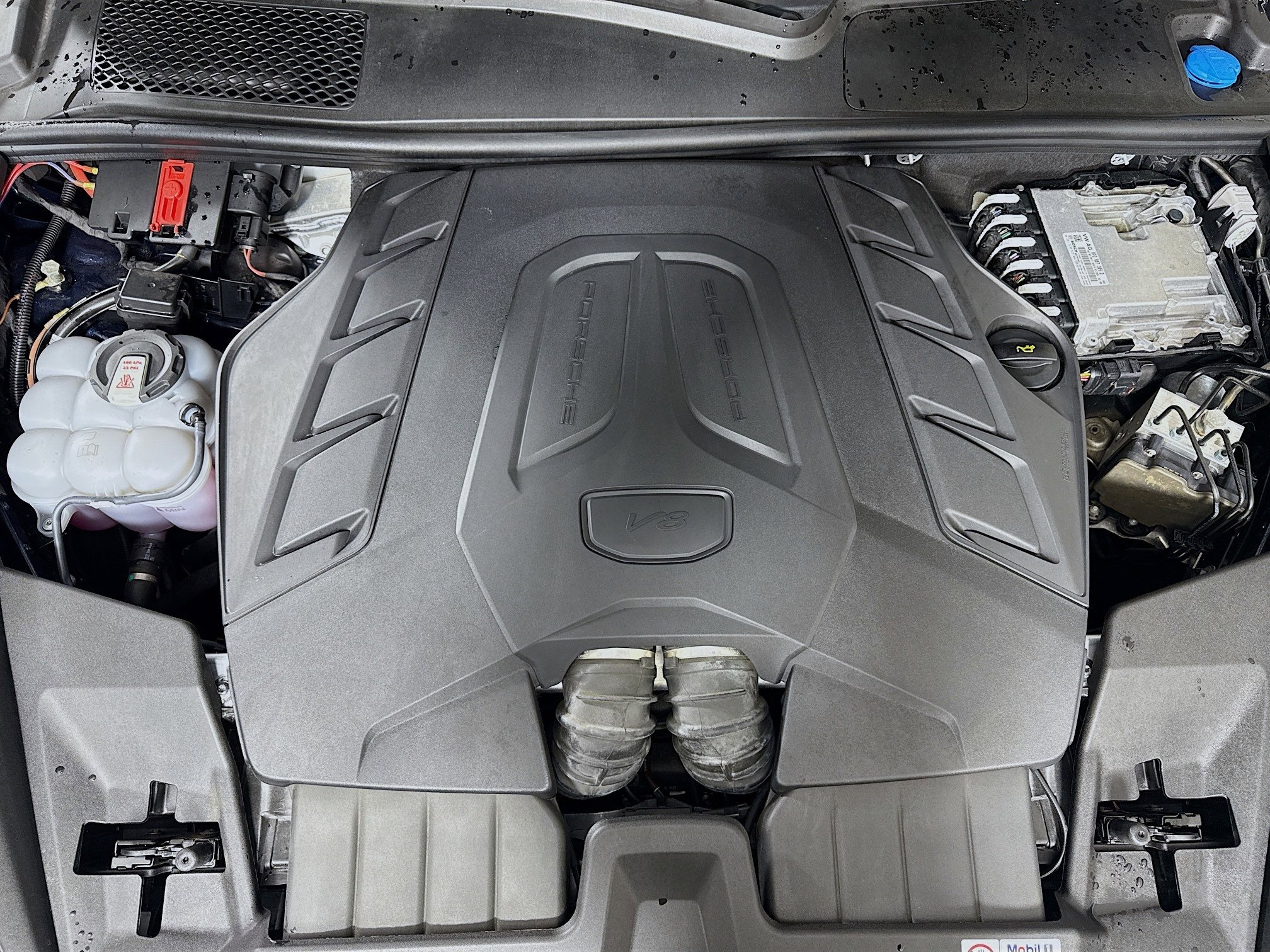 Certified 2024 Porsche Cayenne S image 30