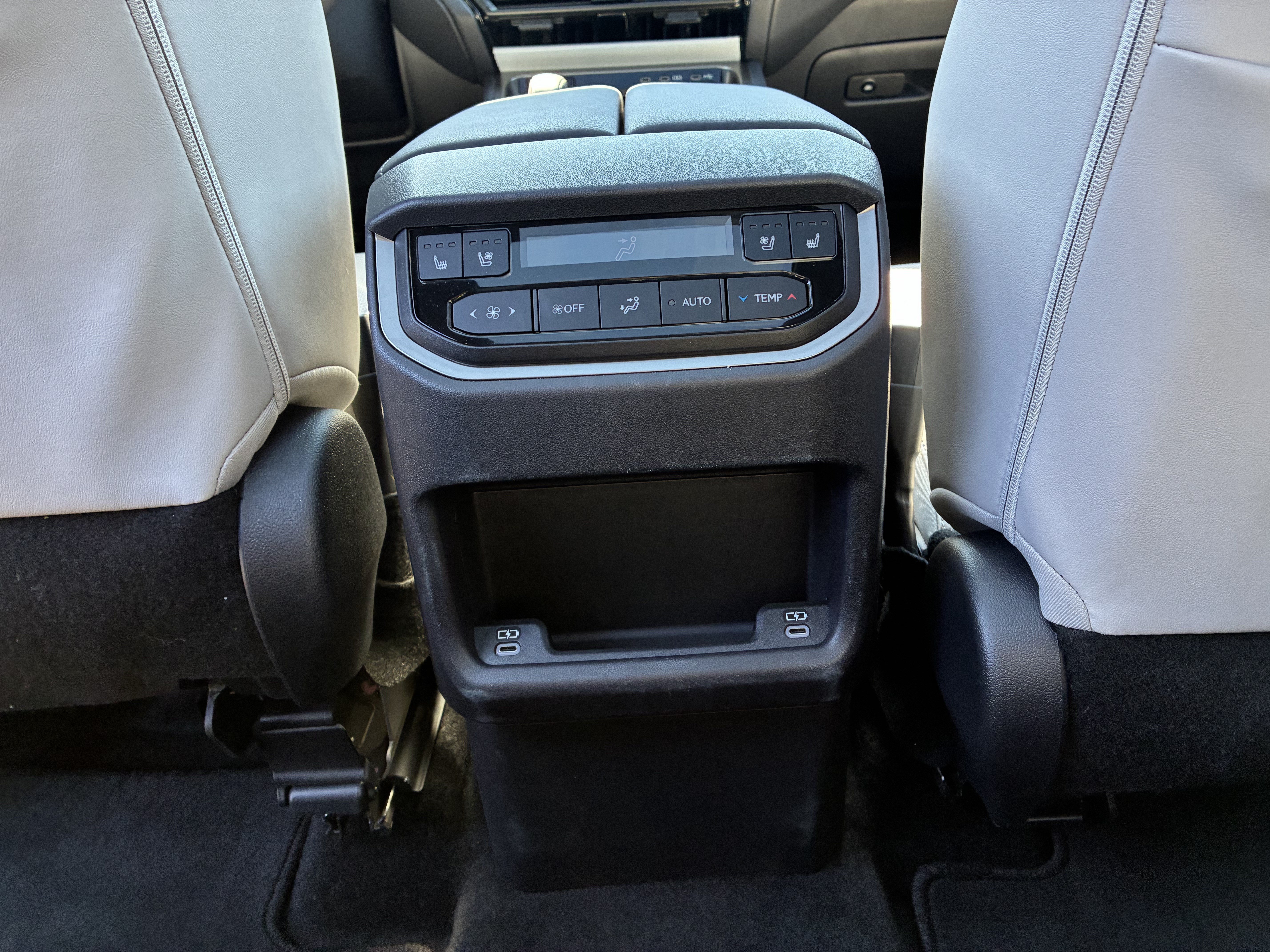 Used 2025 Lexus TX 350 AWD w/ Technology Package image 16