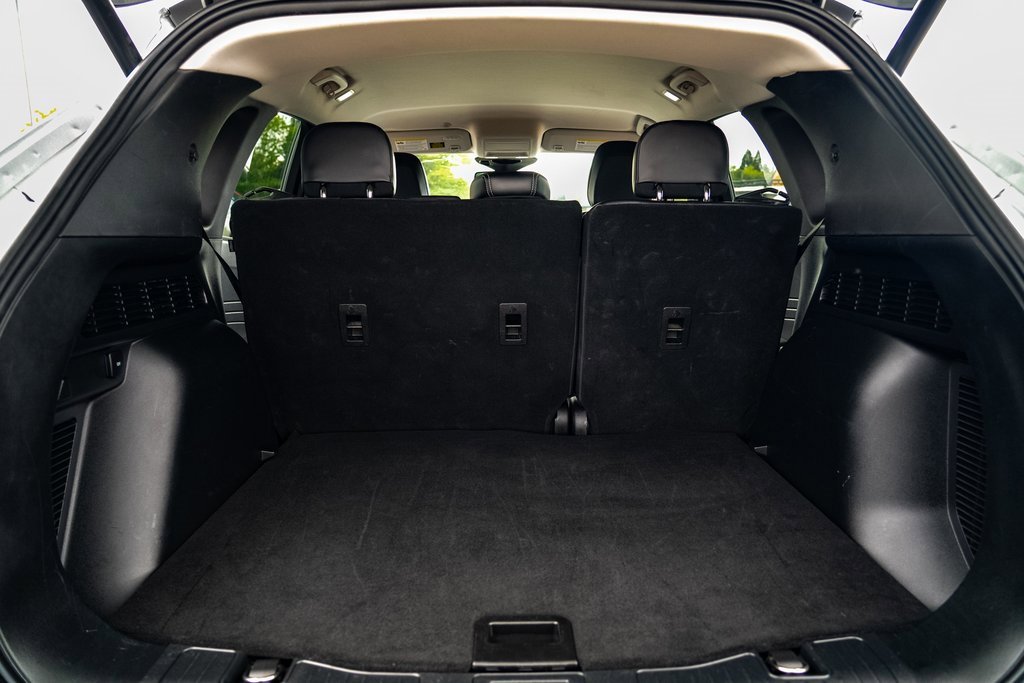Used 2023 Ford Escape Platinum image 25
