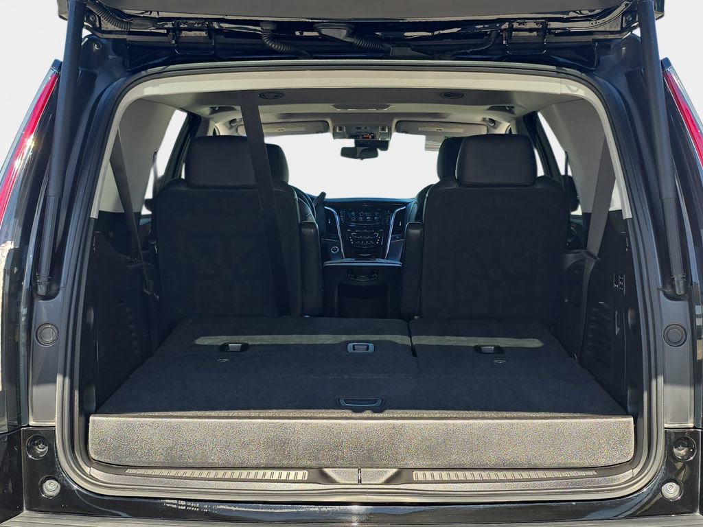 Used 2018 Cadillac Escalade Luxury image 14