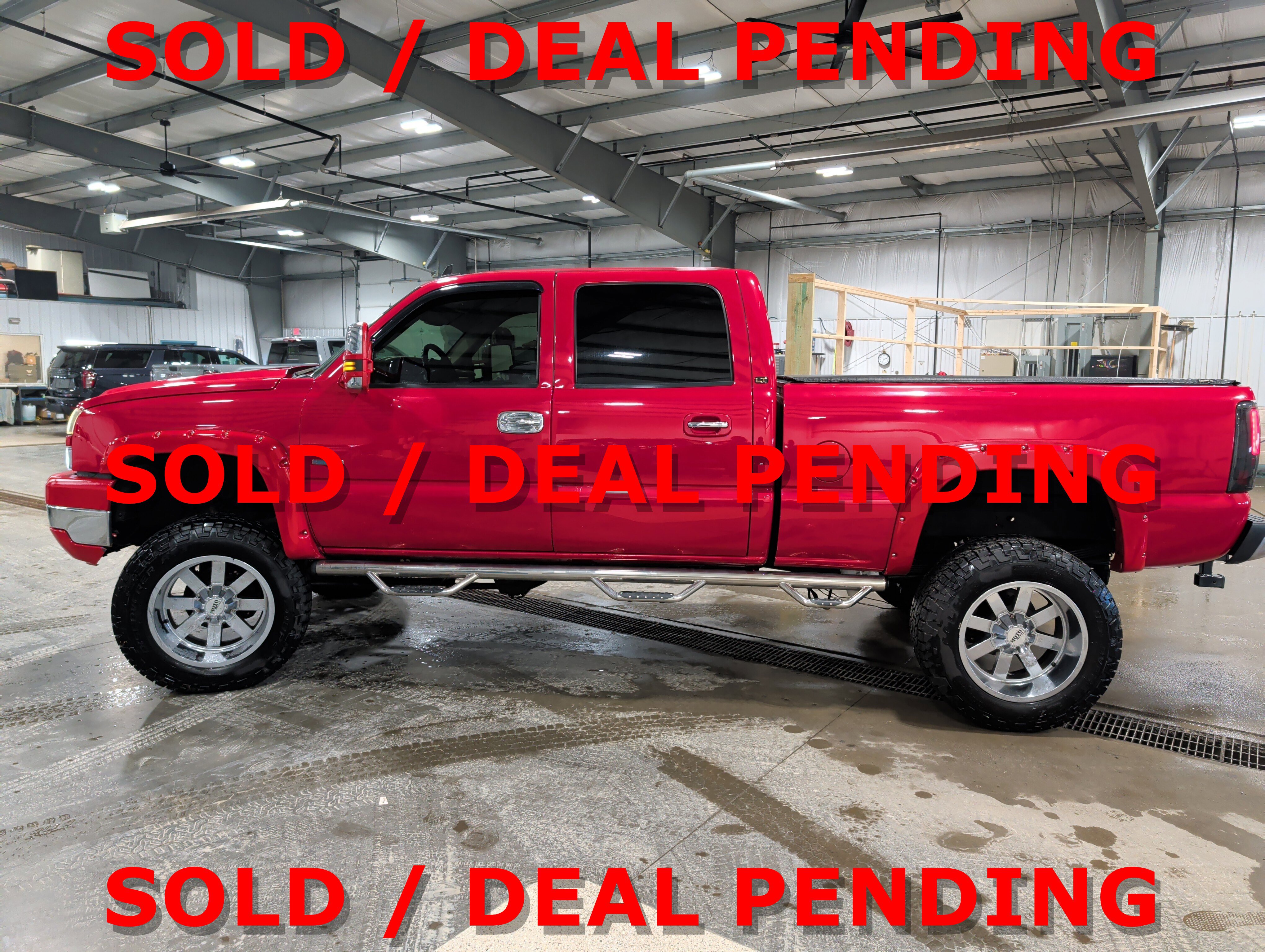 Used 2006 Chevrolet Silverado 2500 LT w/ Heavy-Duty Power Package image 5