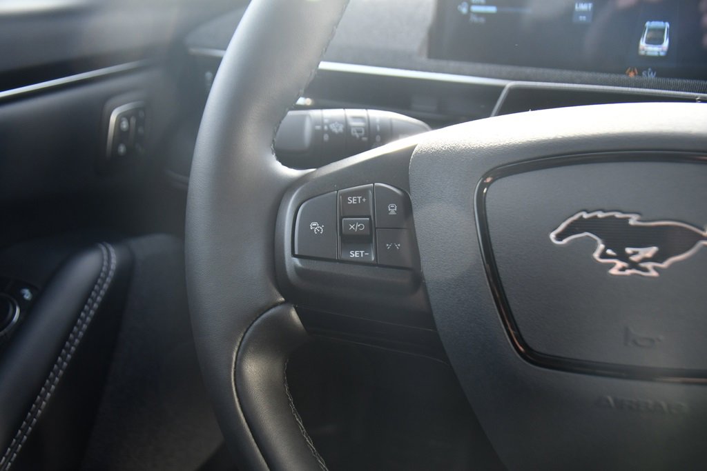 Used 2025 Ford Mustang Mach-E Premium image 32