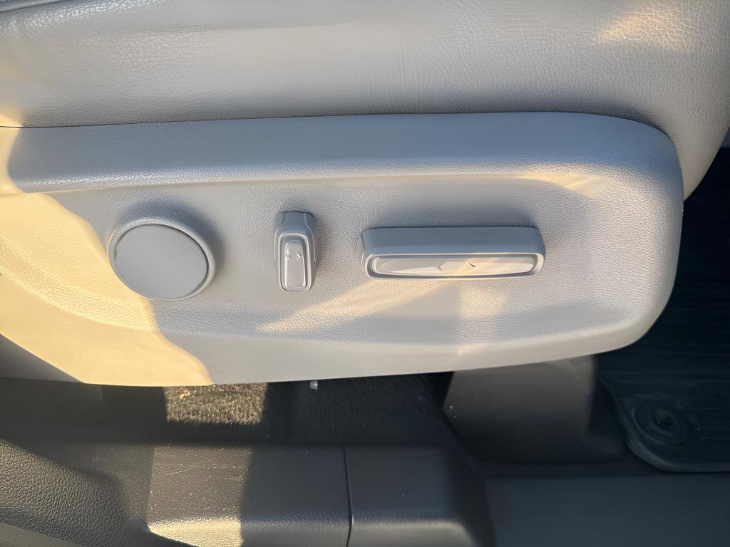 Used 2024 Honda Odyssey Touring image 37