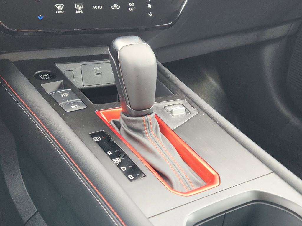 New 2025 Nissan Kicks SR image 19
